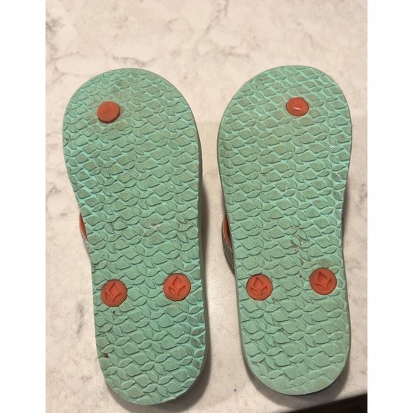 Girls Reef Flip Flops Green w Pink Flamingos Size 11/12 - Picture 4 of 4